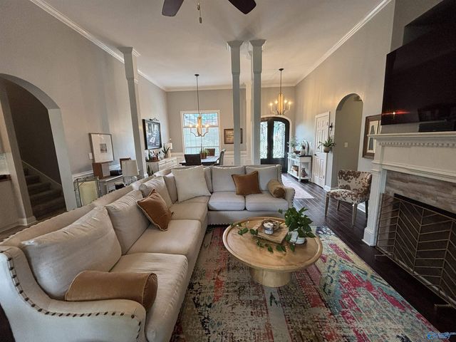 7103 Pinyon Pine Lane SE, Owens Cross Roads, AL 35763