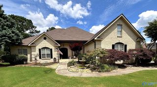 7103 Pinyon Pine Lane SE, Owens Cross Roads, AL 35763