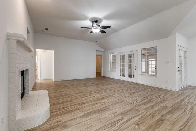 829 Foxwood Lane, Wylie, TX 75098