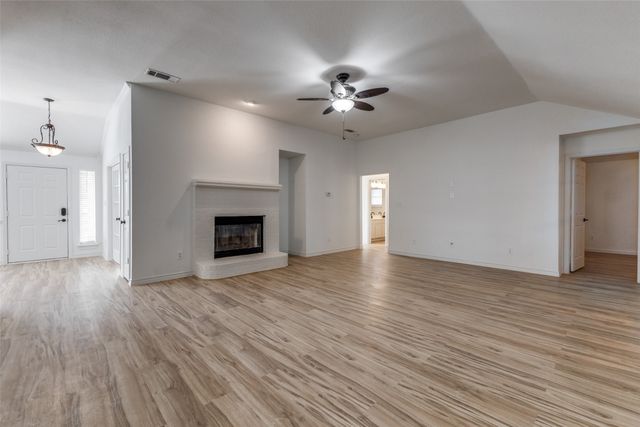 829 Foxwood Lane, Wylie, TX 75098