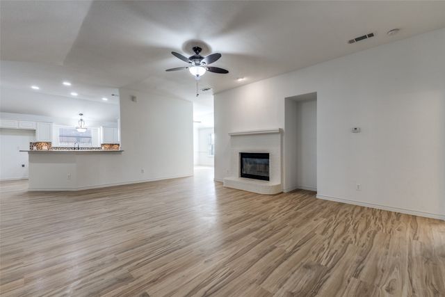 829 Foxwood Lane, Wylie, TX 75098