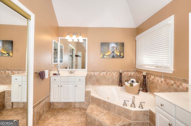 1085 Whitehawk Trail, Lawrenceville, GA 30043