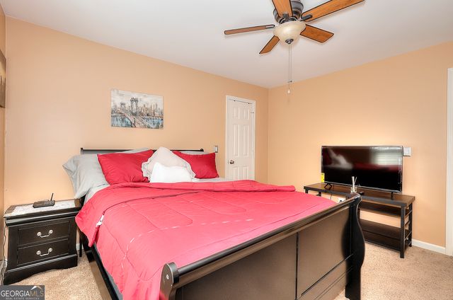 1085 Whitehawk Trail, Lawrenceville, GA 30043