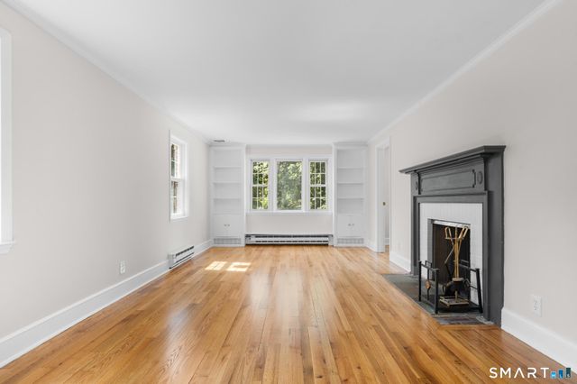 282 Tunxis Road, West Hartford, CT 06107