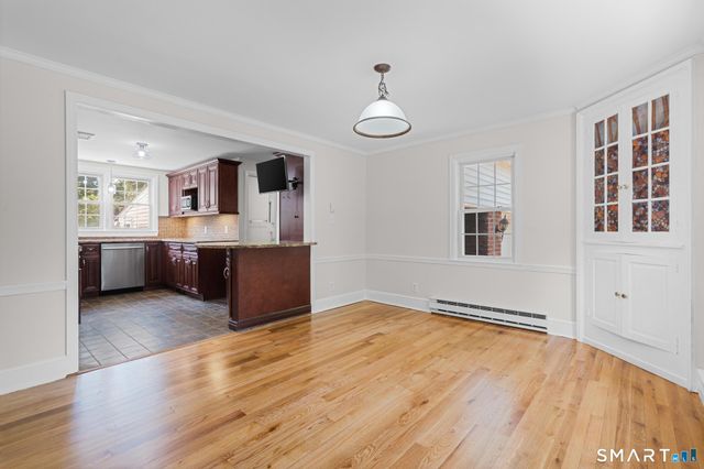 282 Tunxis Road, West Hartford, CT 06107