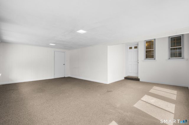 282 Tunxis Road, West Hartford, CT 06107