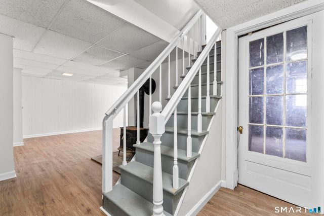 282 Tunxis Road, West Hartford, CT 06107