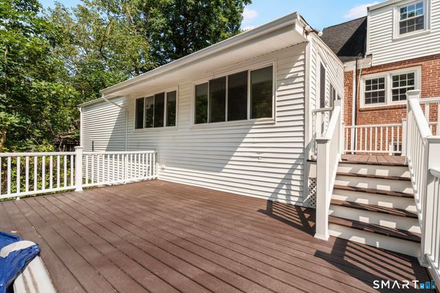 282 Tunxis Road, West Hartford, CT 06107