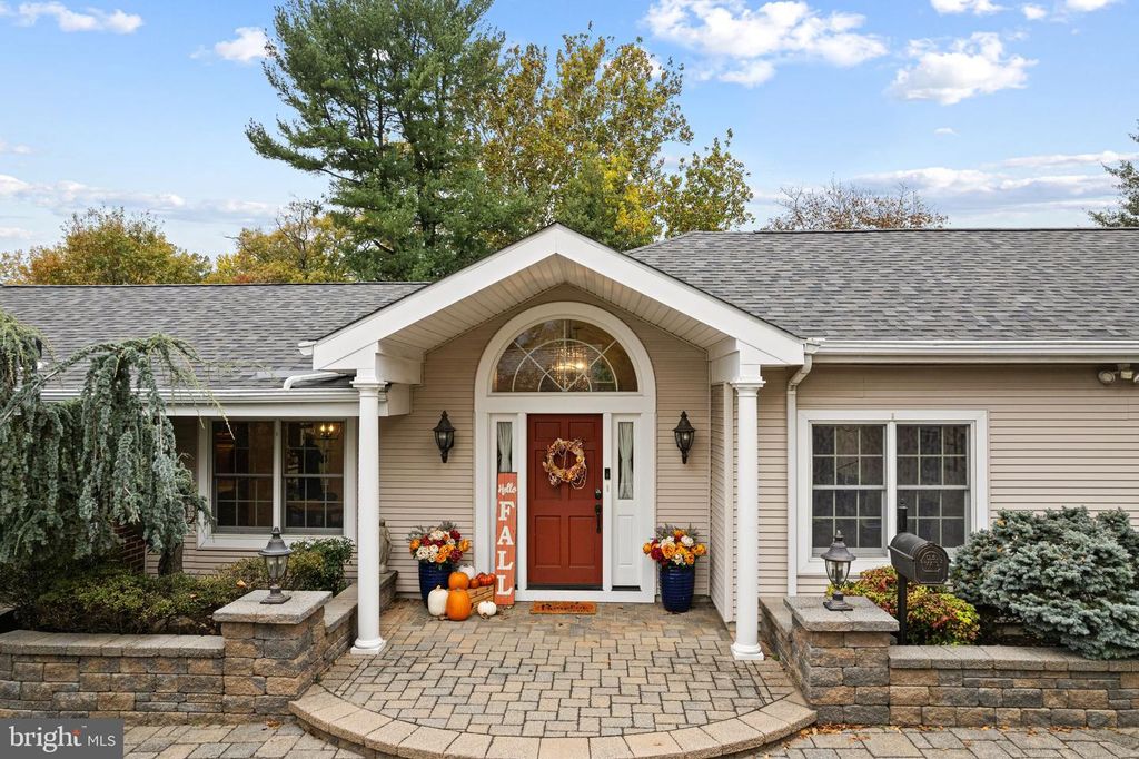 315 HUTCHINSON AVE, Haddonfield, NJ 08033