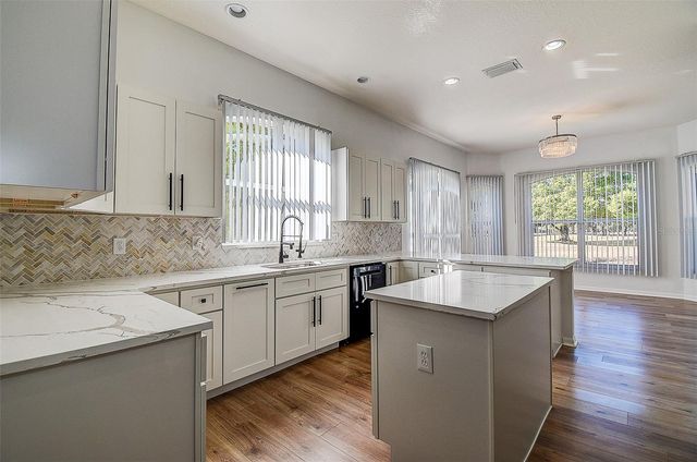 15906 PRINCE WILLIAM PLACE, Odessa, FL 33556