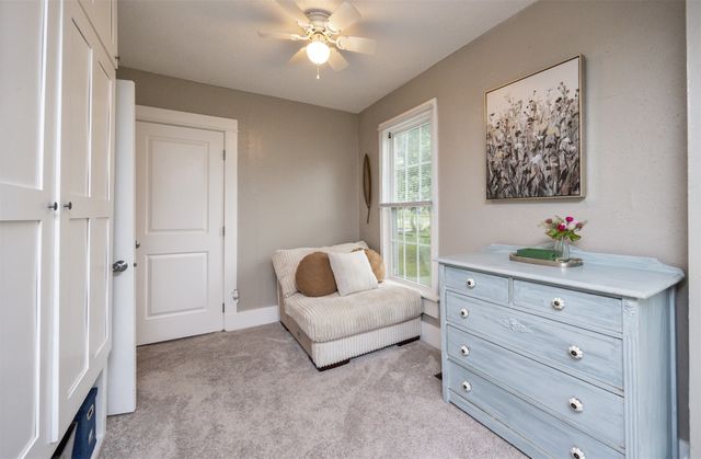 951 28th Street, Des Moines, IA 50312