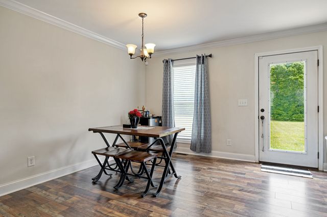 540 Green Meadow Dr, Smithville, TN 37166