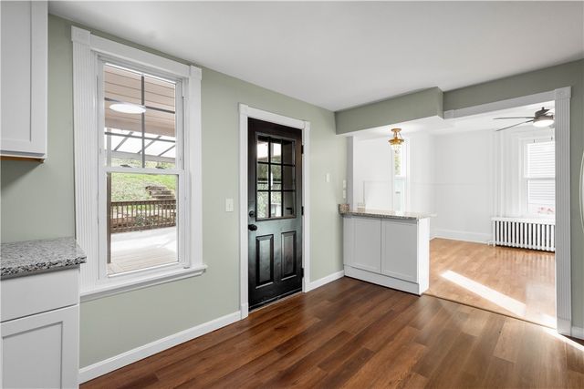 16 Hodgson Ave, Ingram, PA 15205