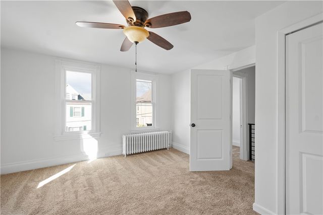 16 Hodgson Ave, Ingram, PA 15205