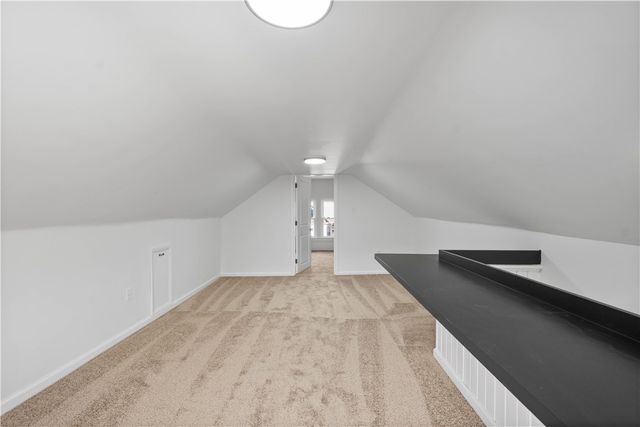 16 Hodgson Ave, Ingram, PA 15205