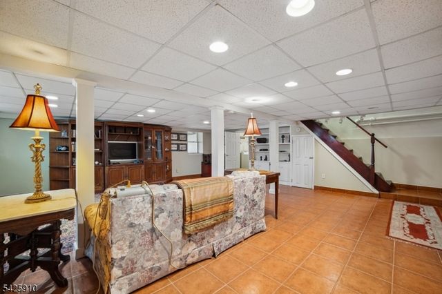 1078 Battle Hill Ter, Union Twp., NJ 07083