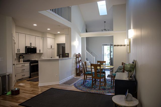 2052 Liberty Heights, Ann Arbor, MI 48103