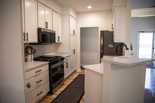 2052 Liberty Heights, Ann Arbor, MI 48103