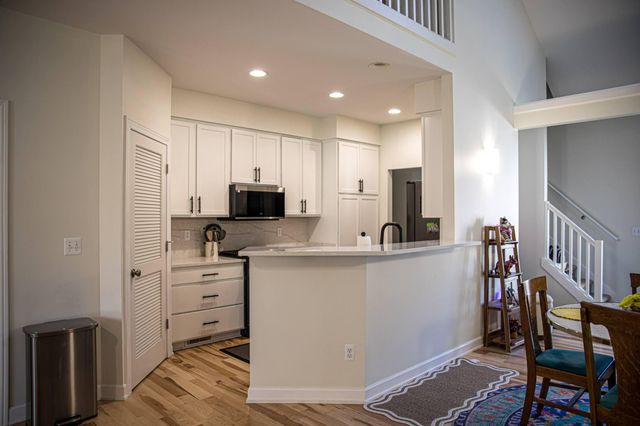 2052 Liberty Heights, Ann Arbor, MI 48103