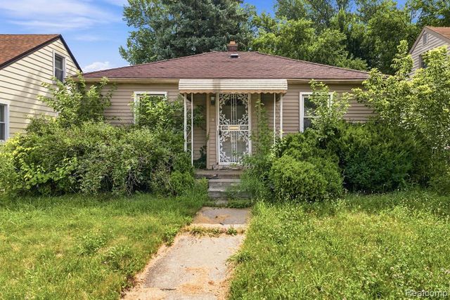 8220 Robson Street, Detroit, MI 48228