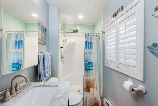 400 Marguerite Street, Elgin, IL 60123