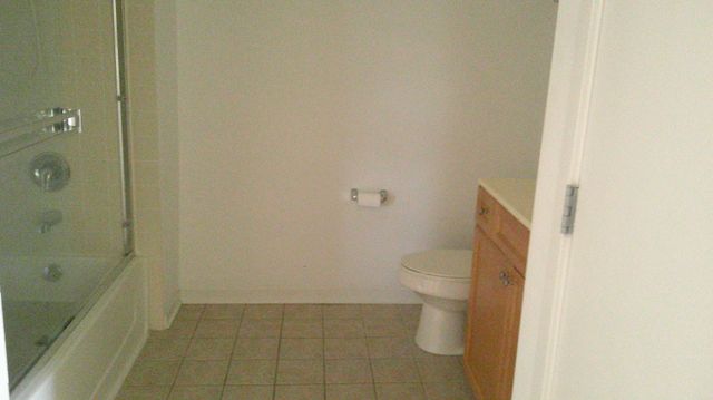 125 N Euclid Avenue 402, Oak Park, IL 60301