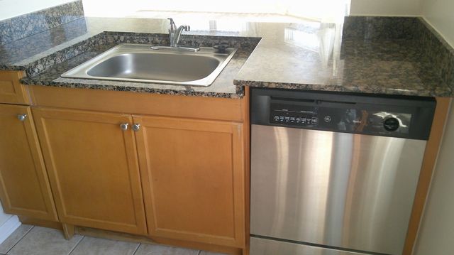 125 N Euclid Avenue 402, Oak Park, IL 60301