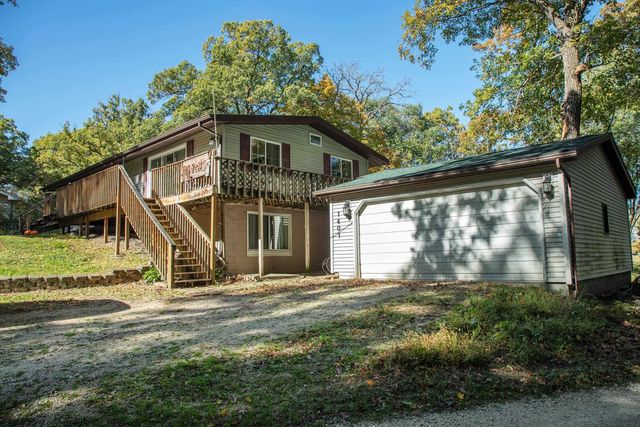 1401 SE 18th Avenue, Waverly, IA 50677