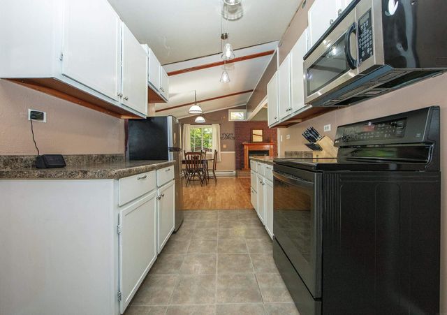 1401 SE 18th Avenue, Waverly, IA 50677