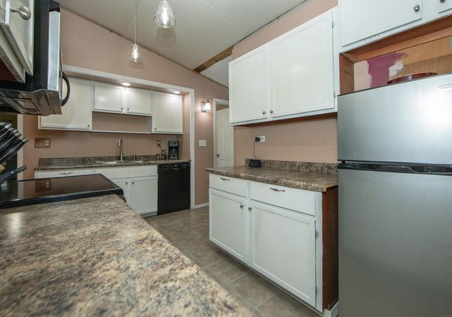 1401 SE 18th Avenue, Waverly, IA 50677