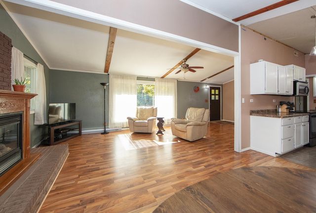 1401 SE 18th Avenue, Waverly, IA 50677