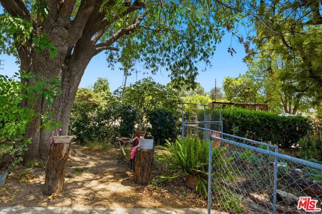 7650 N Wilbur Avenue, Los Angeles, CA 91335