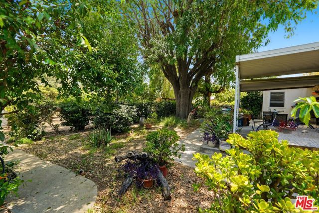 7650 N Wilbur Avenue, Los Angeles, CA 91335