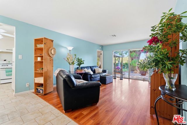 7650 N Wilbur Avenue, Los Angeles, CA 91335