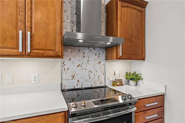 299 Kiawah Island Drive, Winston-salem, NC 27107