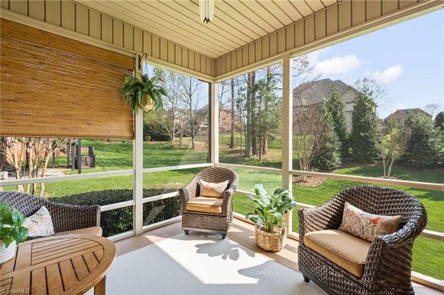 299 Kiawah Island Drive, Winston-salem, NC 27107