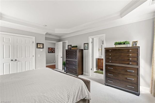 299 Kiawah Island Drive, Winston-salem, NC 27107