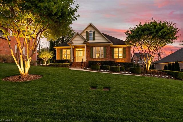 299 Kiawah Island Drive, Winston-salem, NC 27107