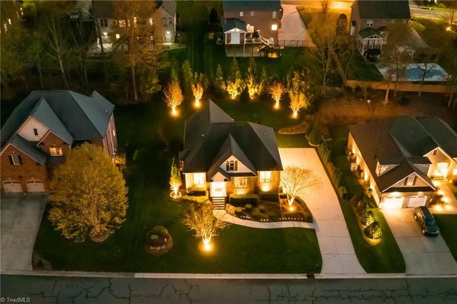 299 Kiawah Island Drive, Winston-salem, NC 27107