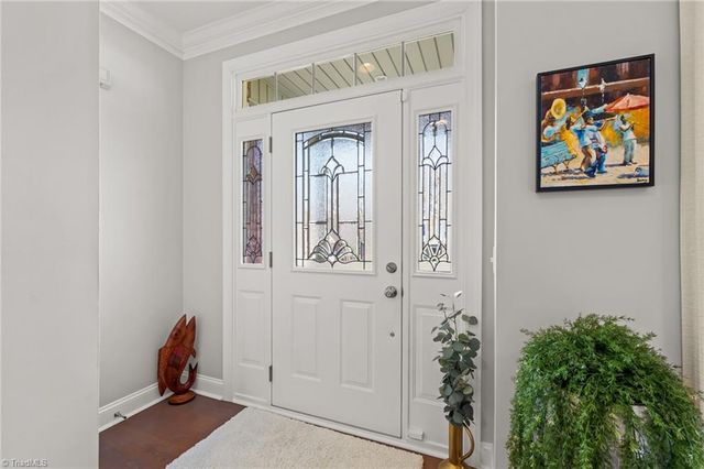 299 Kiawah Island Drive, Winston-salem, NC 27107