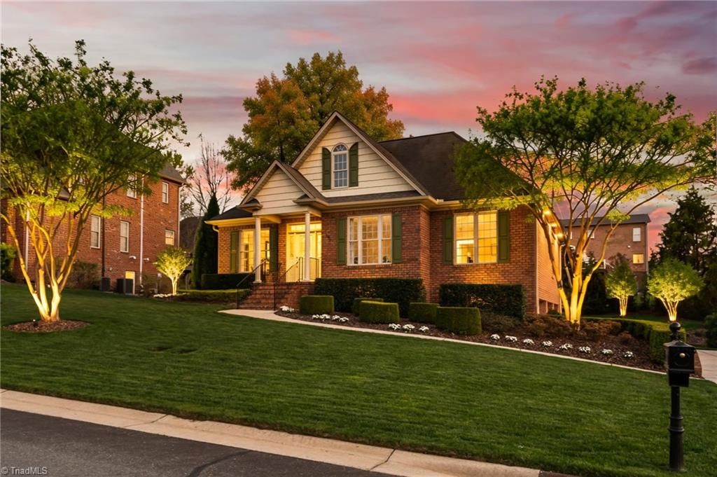 299 Kiawah Island Drive, Winston-salem, NC 27107