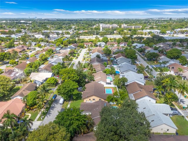 7389 NW 48th Pl, Lauderhill, FL 33319