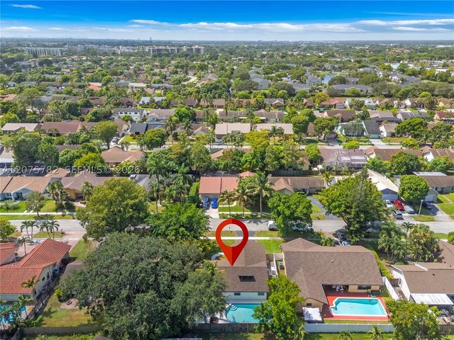 7389 NW 48th Pl, Lauderhill, FL 33319
