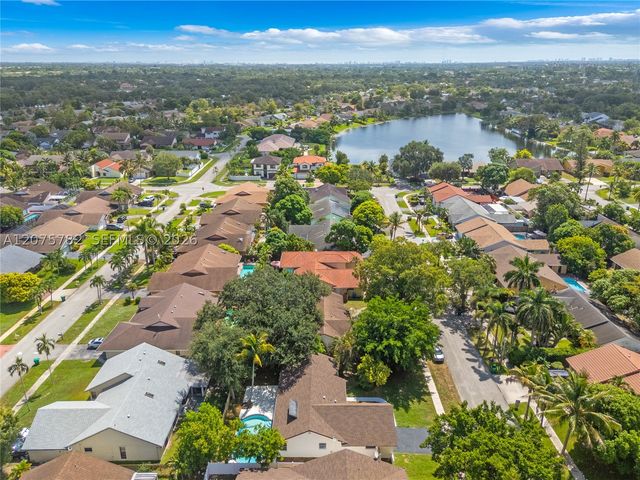 7389 NW 48th Pl, Lauderhill, FL 33319