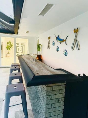 1485 NE 57th Court, Fort Lauderdale, FL 33334