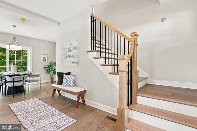 90 LINDEN AVE, Newtown, PA 18940