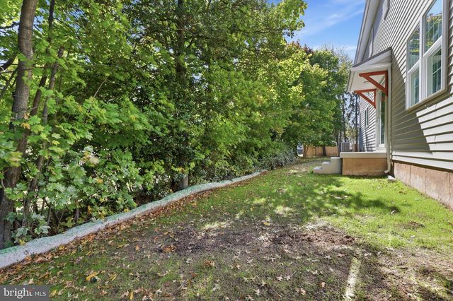 90 LINDEN AVE, Newtown, PA 18940