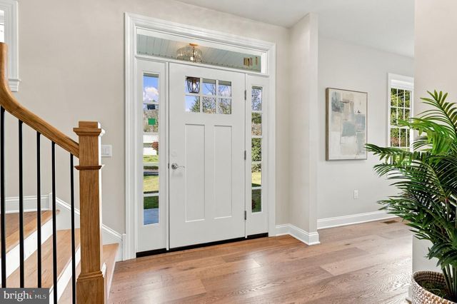 90 LINDEN AVE, Newtown, PA 18940