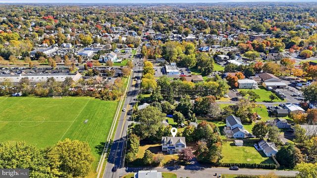 90 LINDEN AVE, Newtown, PA 18940