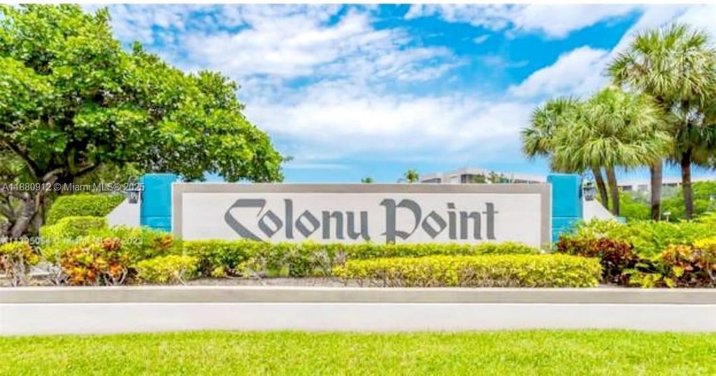 901 Colony Point Cir 304, Pembroke Pines, FL 33026